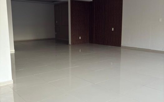 EDIFICIO EN VENTA RECIEN REMODELADO SOBRE CAMELINAS $25,000,000