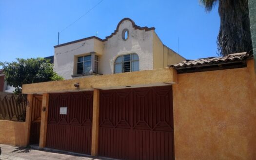 Casa en venta en fracc. privado Madero Poniente (El Dorado) $3,400,000