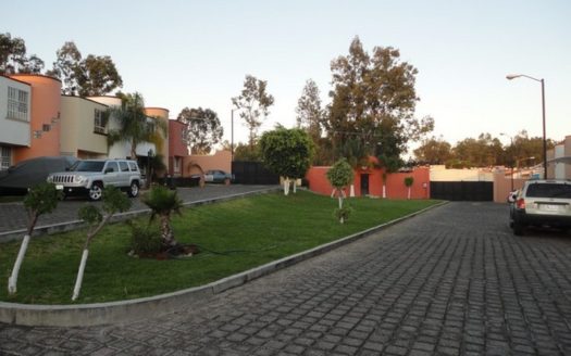 Bonita casa en renta cerca de Casa de Gobierno