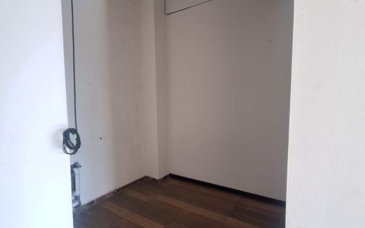 “Local en renta – $13,400 (salida a Charo)