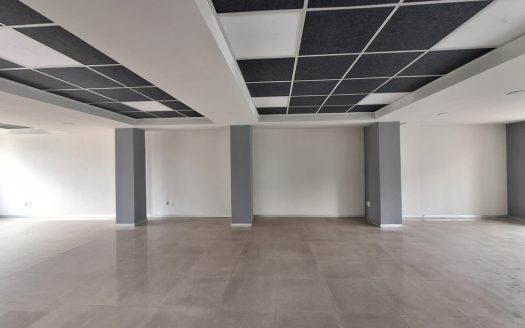 OFICINA EN RENTA CERCA DE LA AV VENTURA PUENTE $19,000