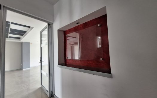 OFICINA EN RENTA CERCA DE LA AV VENTURA PUENTE $19,000