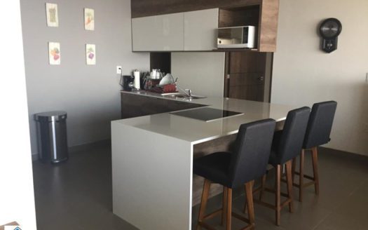 DEPARTAMENTO DE LUJO AMUEBLADO EN RENTA EN TORRE VISTA HERMOSA $27,500 + mtto