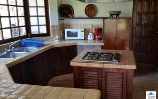 CASA EN RENTA EN CAMPO DE GOLF IXTAPA $4,400 POR NOCHE