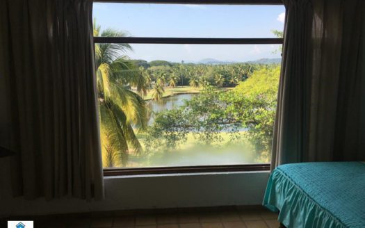 CASA EN RENTA EN CAMPO DE GOLF IXTAPA $4,400 POR NOCHE