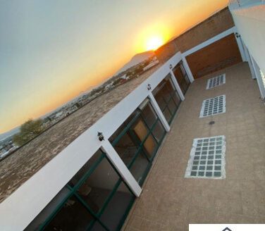 Casa con local en venta en el Centro de Morelia $18,000,000