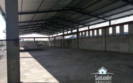 Local en renta en la carretera Morelia-Salamanca $30,000