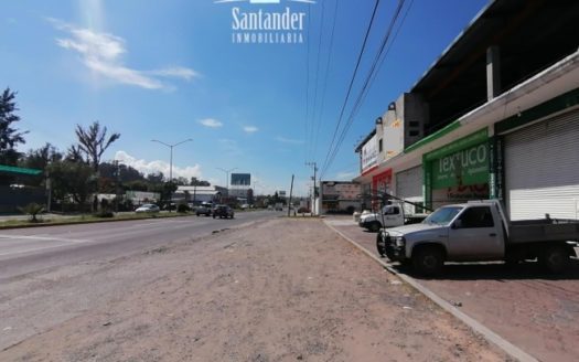 Local en renta en la carretera Morelia-Salamanca $30,000