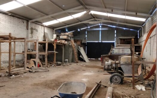 BODEGA EN VENTA CERCANA A AMALIA SOLORZANO $1,550,000