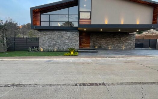 Residencia en venta en Club de Golf Altozano $16,480,000