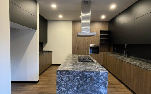 Residencia en venta en Club de Golf Altozano $16,480,000