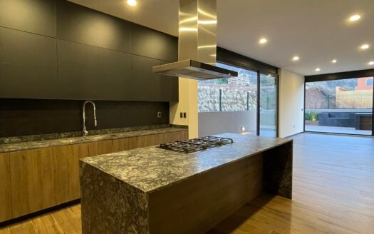 Residencia en venta en Club de Golf Altozano $16,480,000
