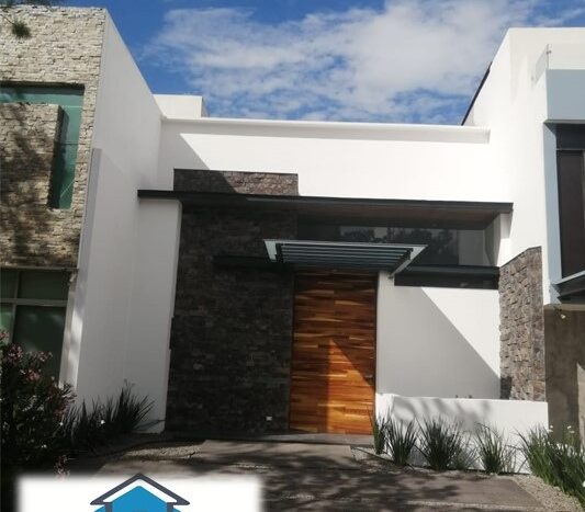 CASA EN VENTA COTO PRIVADO EN ALTOZANO $3,850,000 - Inmobiliaria Santander