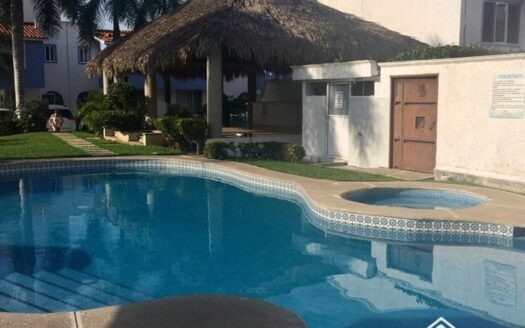 Casa vacacional en renta en Ixtapa Villas del Mar desde $2,800 x noche