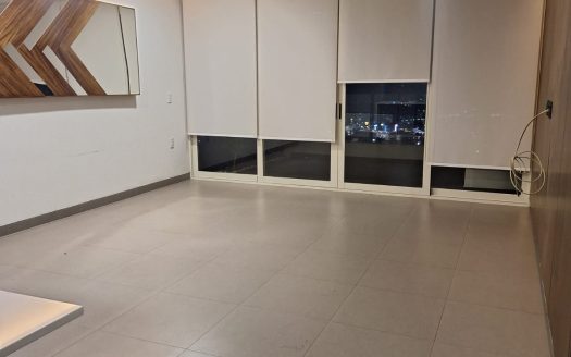 DEPARTAMENTO DE LUJO EN RENTA EN TORRE VISTA HERMOSA $23,500 + mtto