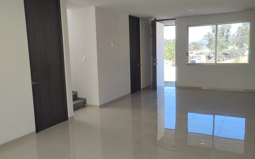CASAS EN VENTA, EN FRACC. PRIVADO VESTA DEL MONTE $4,400,000