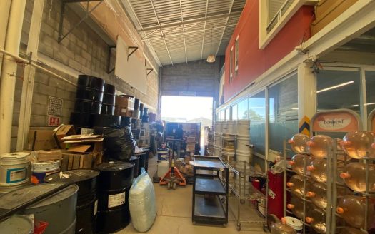 BODEGA EN VENTA FRACC. ANGELES SALIDA SALAMANCA $7,700,000