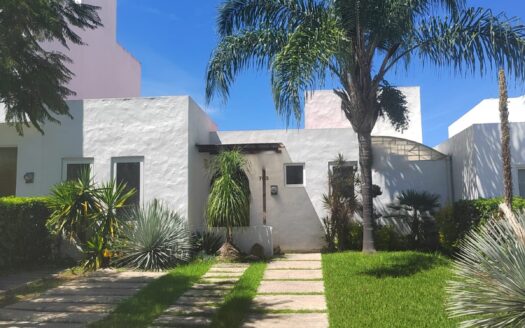 CASA DE UNA PLANTA EN BOSQUES TRES MARÍAS $3,300,000