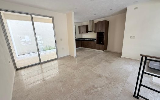 Casa en Renta – Fracc. Vistas de San Rubén $ 12,500