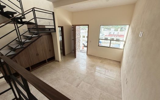 Casa en Renta – Fracc. Vistas de San Rubén $ 12,500