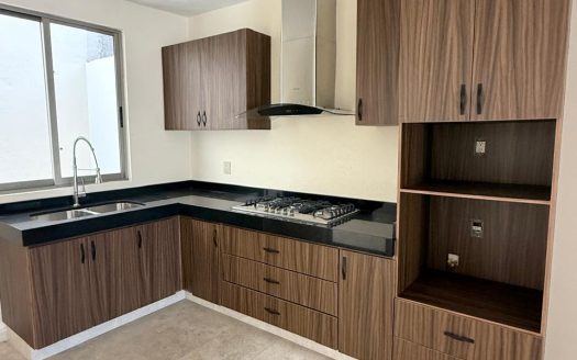 Casa en Renta – Fracc. Vistas de San Rubén $ 12,500