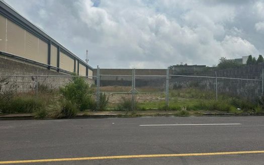 TERRENO COMERCIAL EN VENTA EN ALTOZANO $8,500 x m2