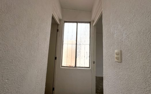 CASA EN VENTA EN EL FRACC. ARKO SAN ANTONIO $620,000