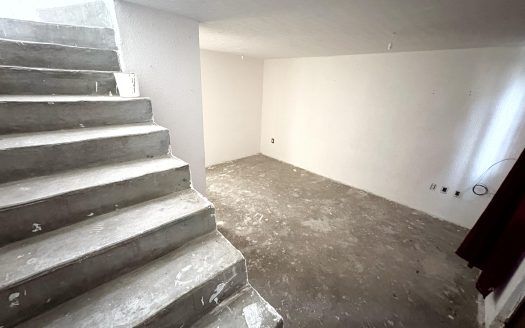 CASA EN VENTA EN EL FRACC. ARKO SAN ANTONIO $620,000