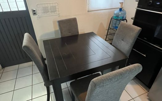 Casa Amueblada en Venta – Col. Fray Antonio de San Miguel $3,100,000