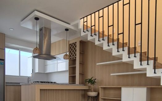 Casa en Venta – Fracc. Miralta $2,600,000