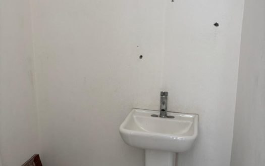 “Local Ideal para Emprendedores – Ventura Puente”$4,500