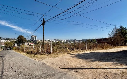 “Gran Oportunidad de Inversión: Terreno en Los Encinos 2”