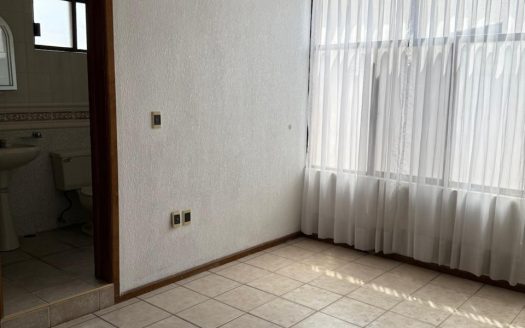 Casa Exclusiva en Arboledas La Huerta