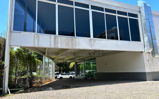 Renta de Espacio Exclusivo – Av. Camelinas $210,000 + IVA