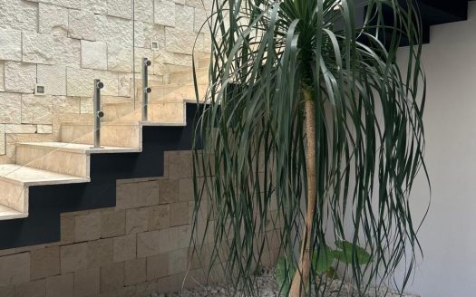 Casa en Renta – El Olivar, Altozano $16,500