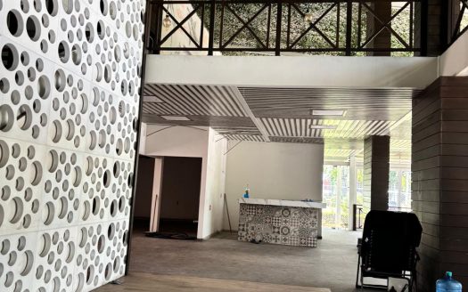 Renta de Espacio Exclusivo – Av. Camelinas $210,000 + IVA