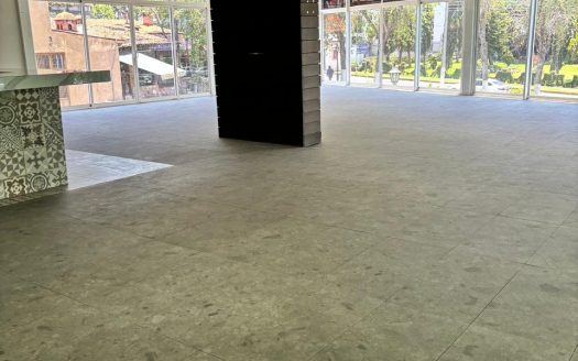 Renta de Espacio Exclusivo – Av. Camelinas $210,000 + IVA