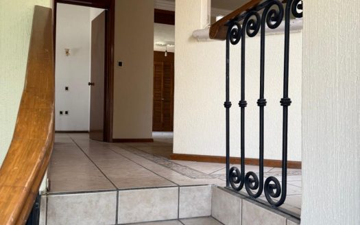 Casa Exclusiva en Arboledas La Huerta