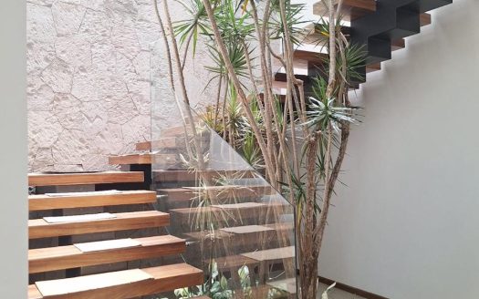 Casa en Renta – Campo de Golf Altozano