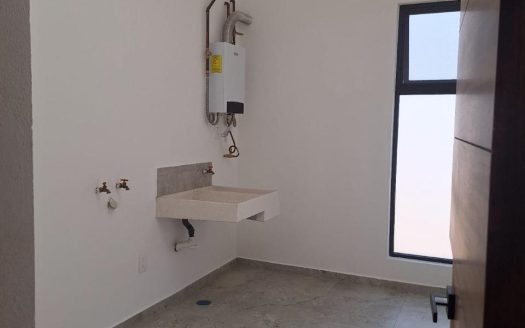 Casa en Renta – Campo de Golf Altozano
