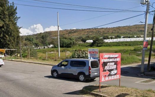 Terreno Comercial con Gran Potencial de Crecimiento