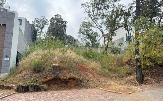 Terreno Exclusivo en Altozano – Rodeado de Naturaleza