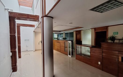 Renta de inmueble con jardín y temazcal