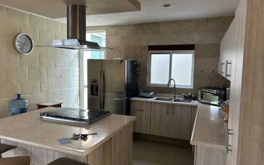 Casa amueblada en renta cerca de Pancoupé Hoyo 19