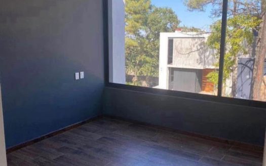 Casa en fraccionamiento privado – Vistas Altozano